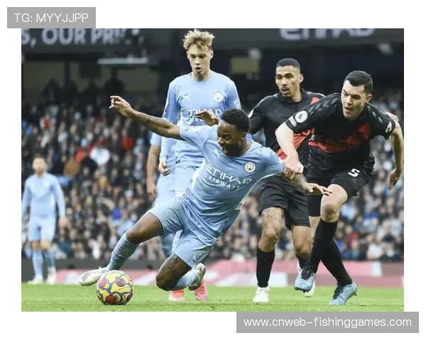 埃弗顿门将扑救脱手险送大礼，阿森纳错过扩大比分良机